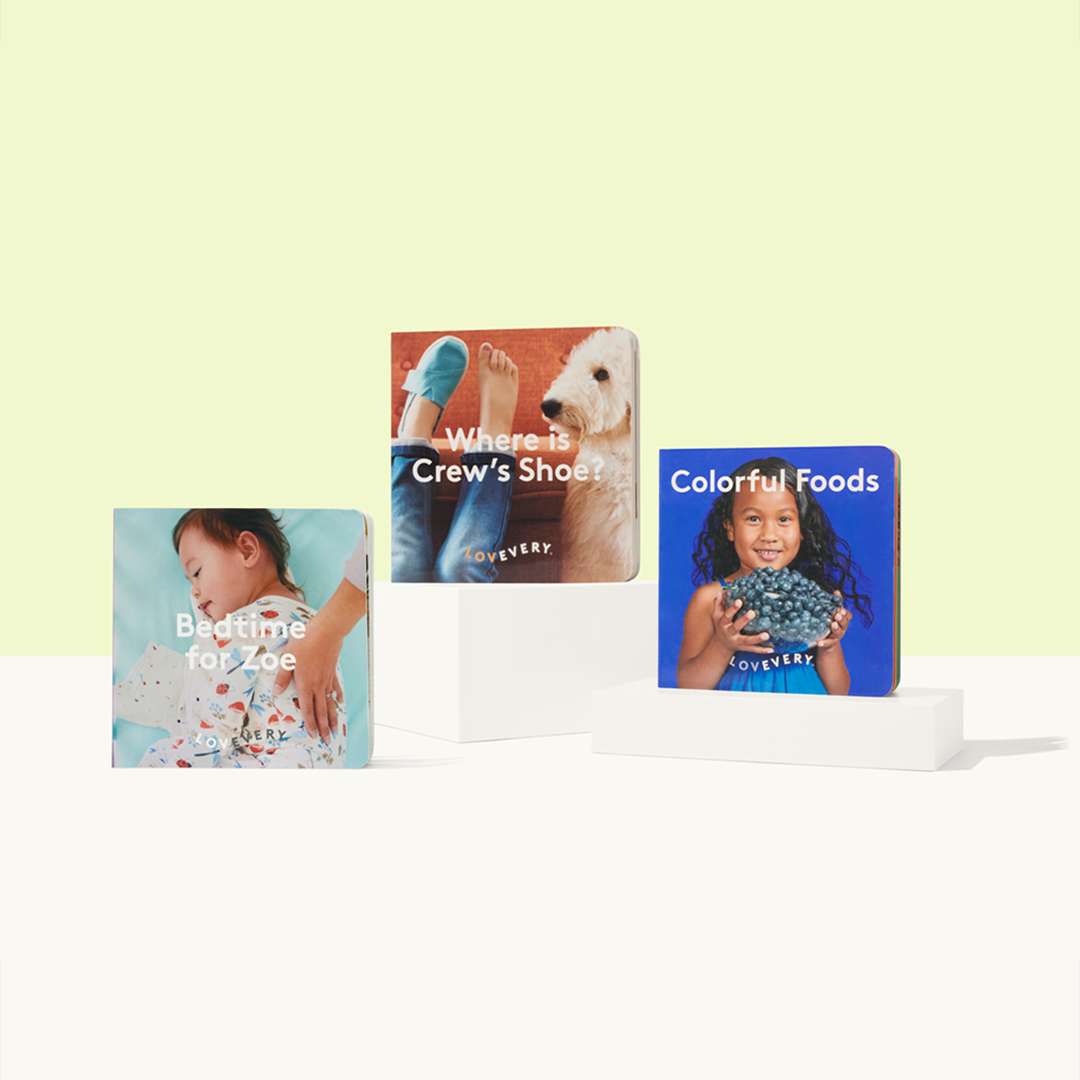 See a bedtime routine, hunt treasure, and learn colors